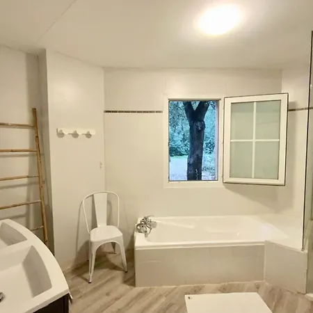 La Bucolique-villa In The Heart Of Greenery! וילה